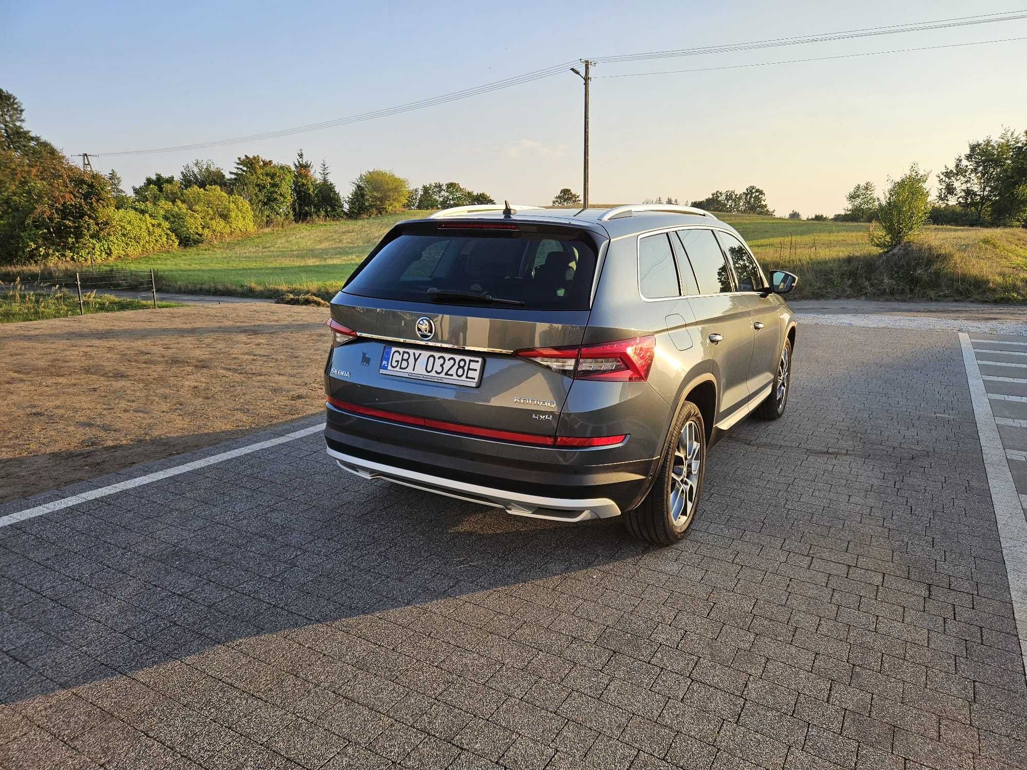 Skoda KODIAQ 2,0 TDI SCOUT 4x4 Webasto Kamery 360 FULL 7 OS POMORSKIE