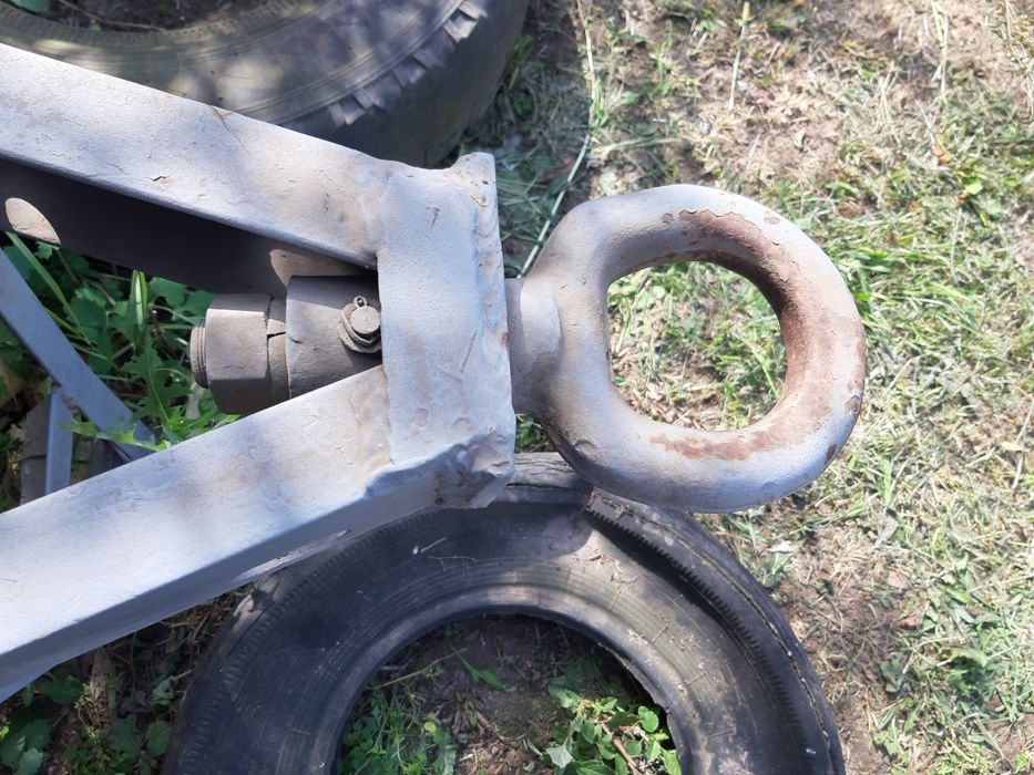 Одноосний саморобний міцний прицеп продам