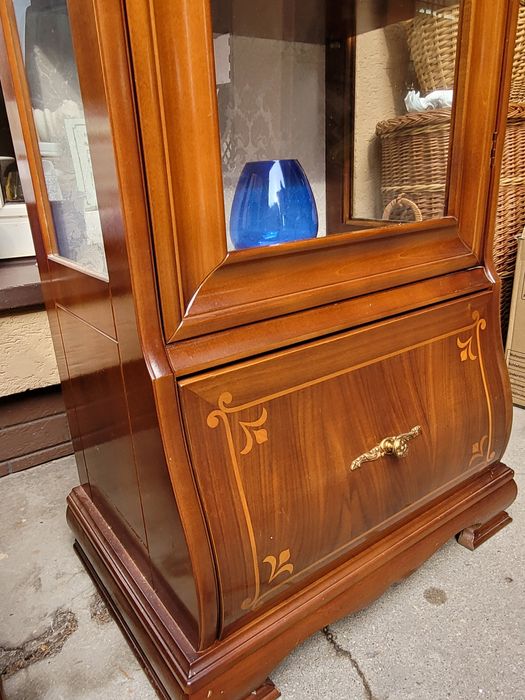 Serwantka włoska witryna    orzech