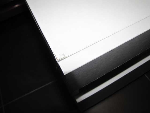 Szafka na buty otwierana 4 półki biała