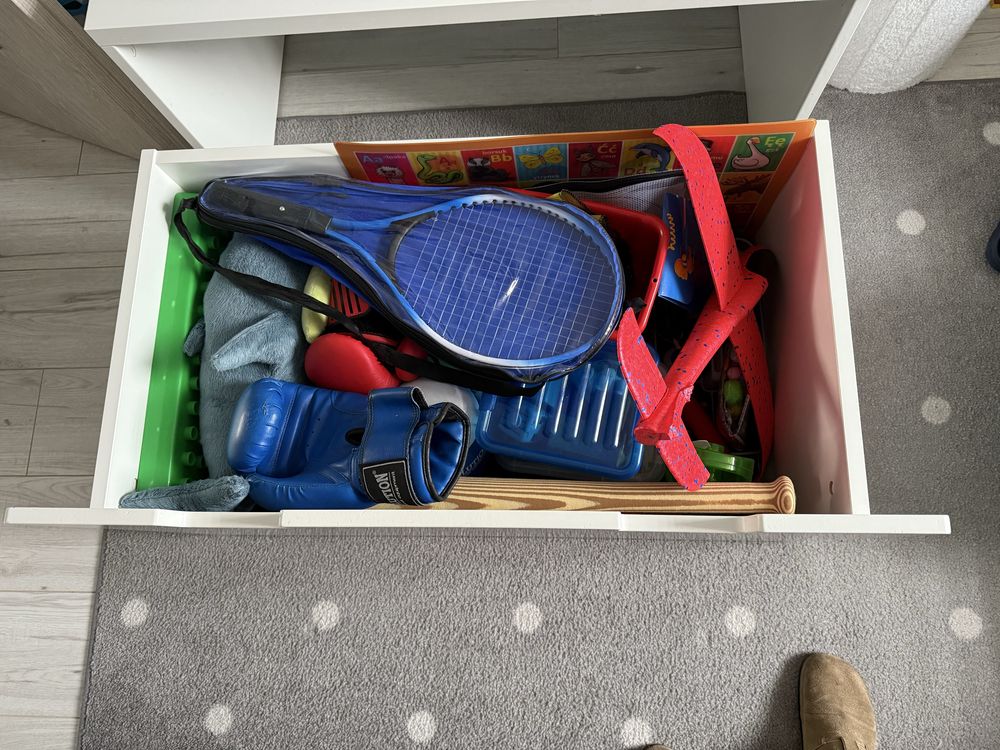 Skrzynia biurko ławka z pojemnikiem na zabawki Smastad Stuva Ikea