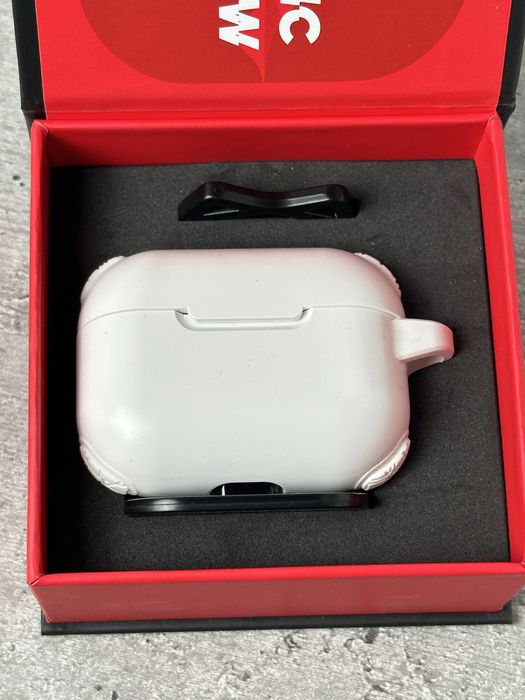 Etui na AirPods pro 2 od MobileFOX nowe