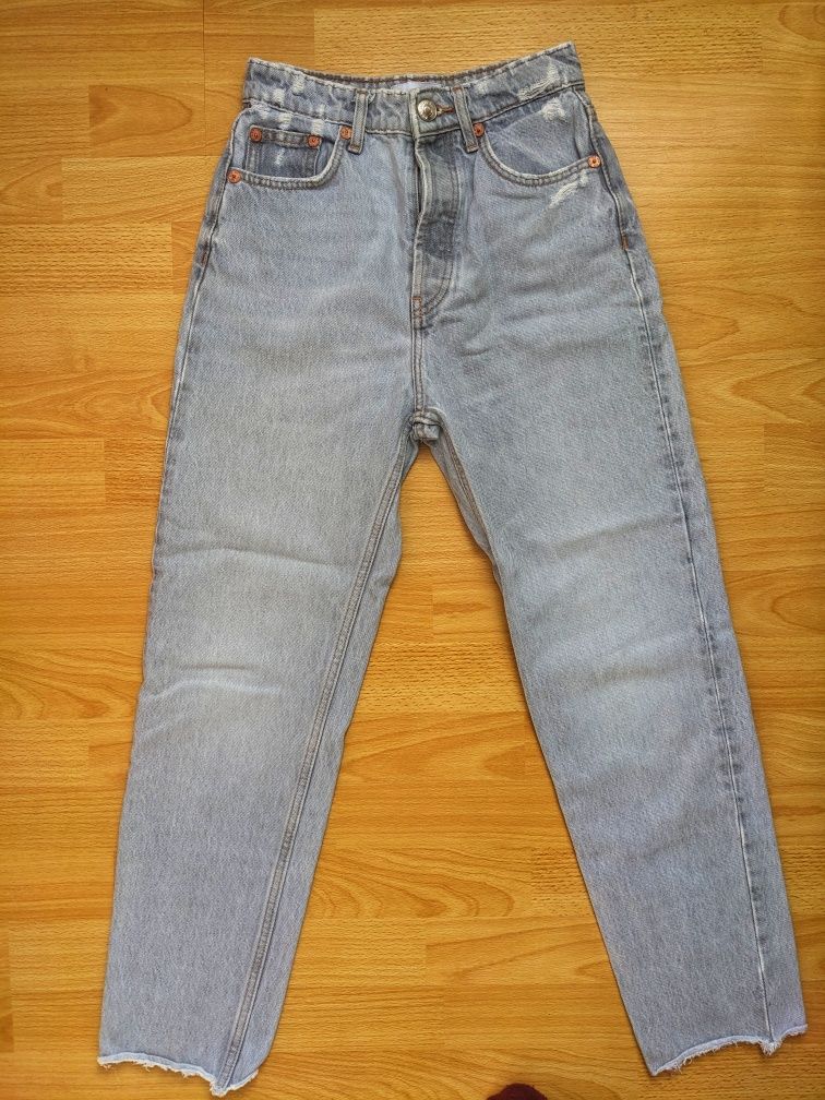 Класні джинси зара 34 розмір