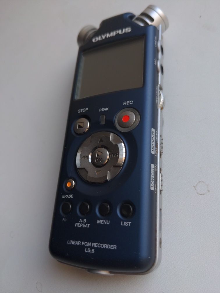 Olympus LS-5 Linear PCM Recorder