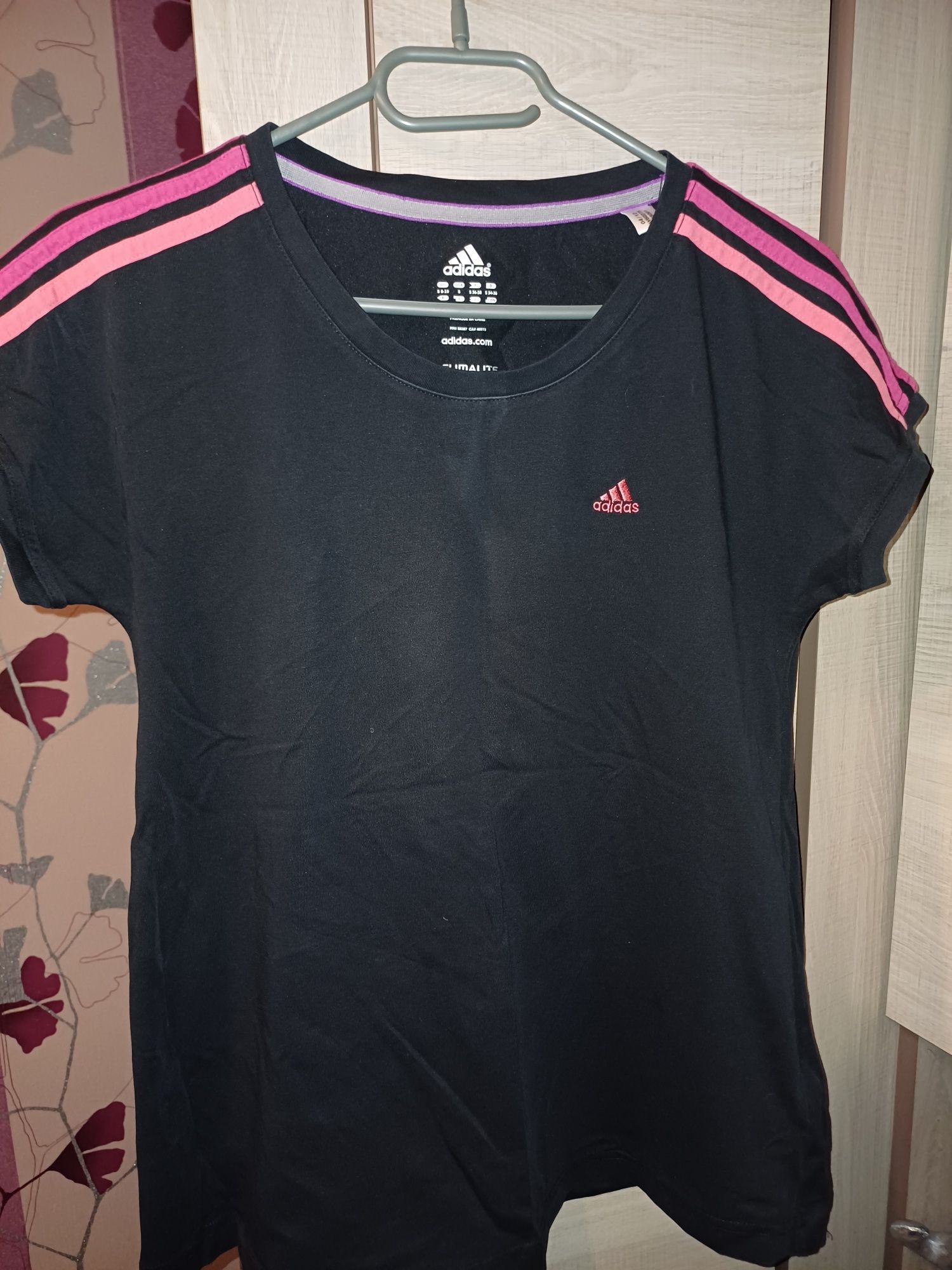 Damski t-shirt adidas