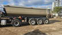 Schwarzmuller  Naczepa Schwarzmuller 2016 r mulda aluminiowa tara 4700