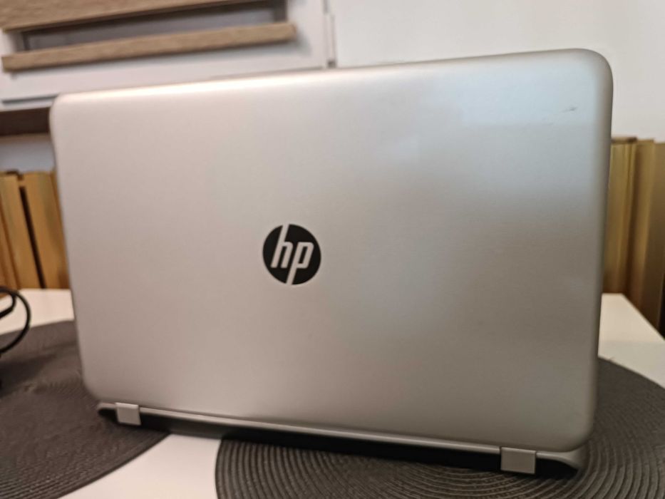 HP Pavilion 15-p158sa z dotykowym ekranem, AMD A10, 8 GB / 1,5 TB HDD