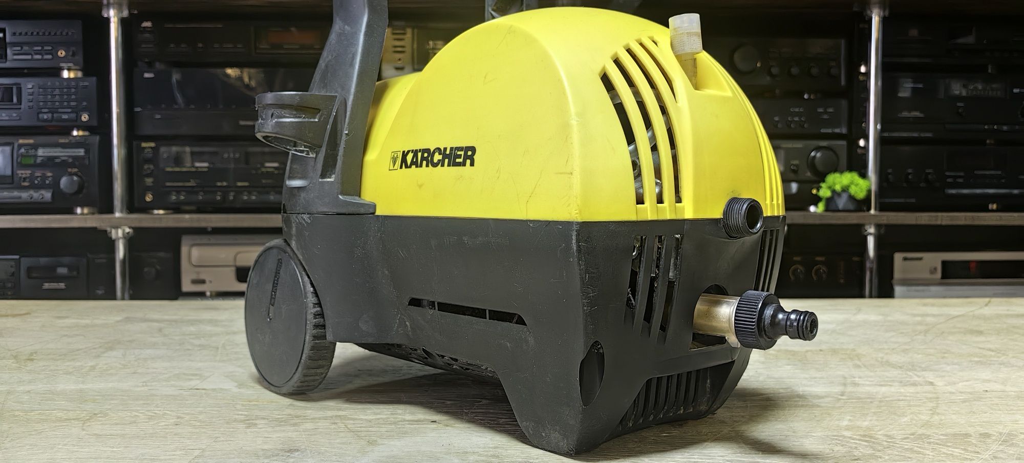 Мийка високого тиску Karcher 3500M