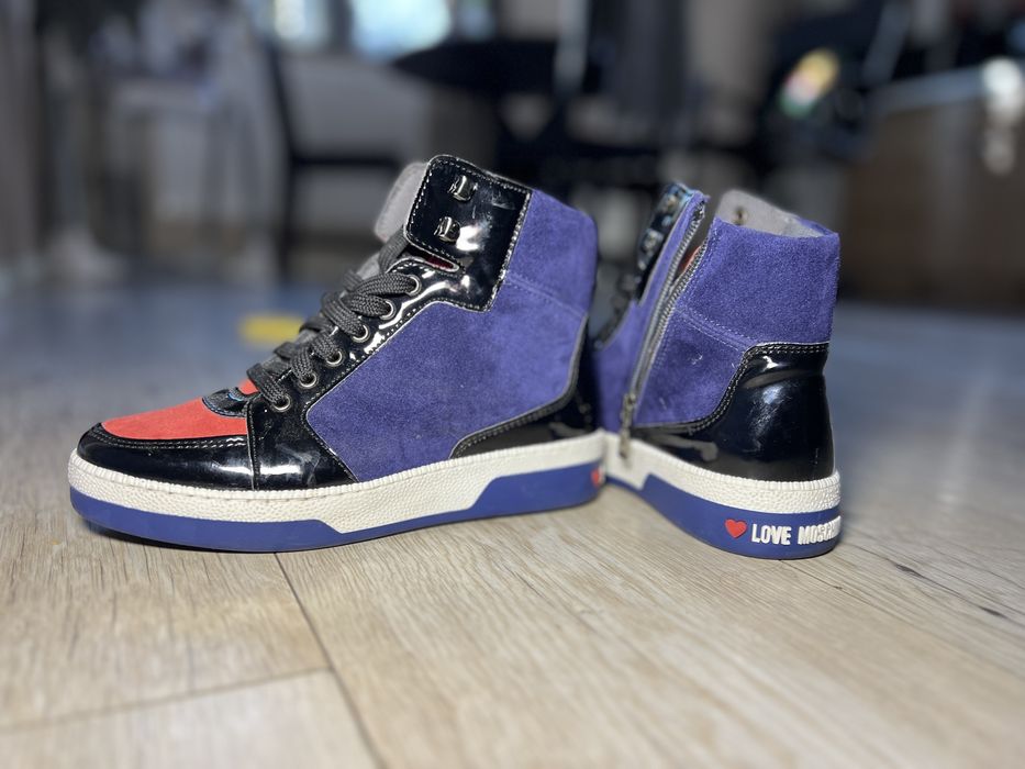 Buty moschino love