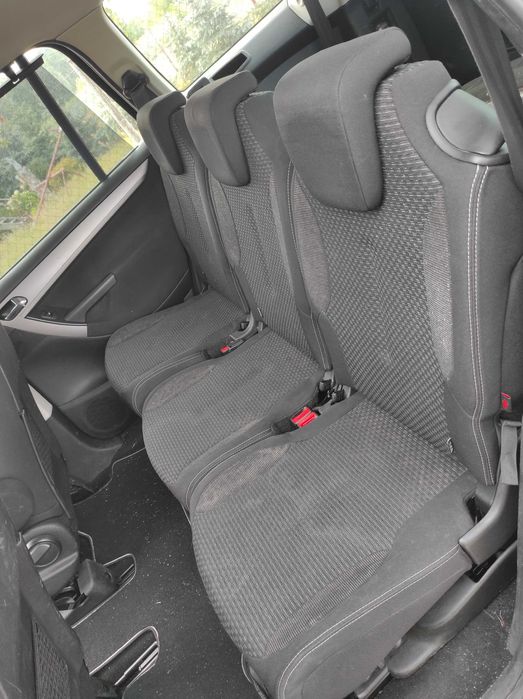Citroen C4 Grand Picasso fotele boczki wnętrze