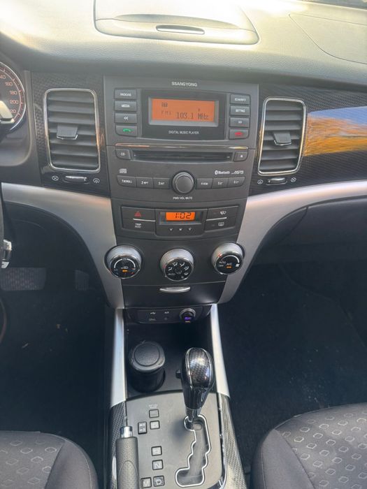 Продам авто SsangYong Korando 2012