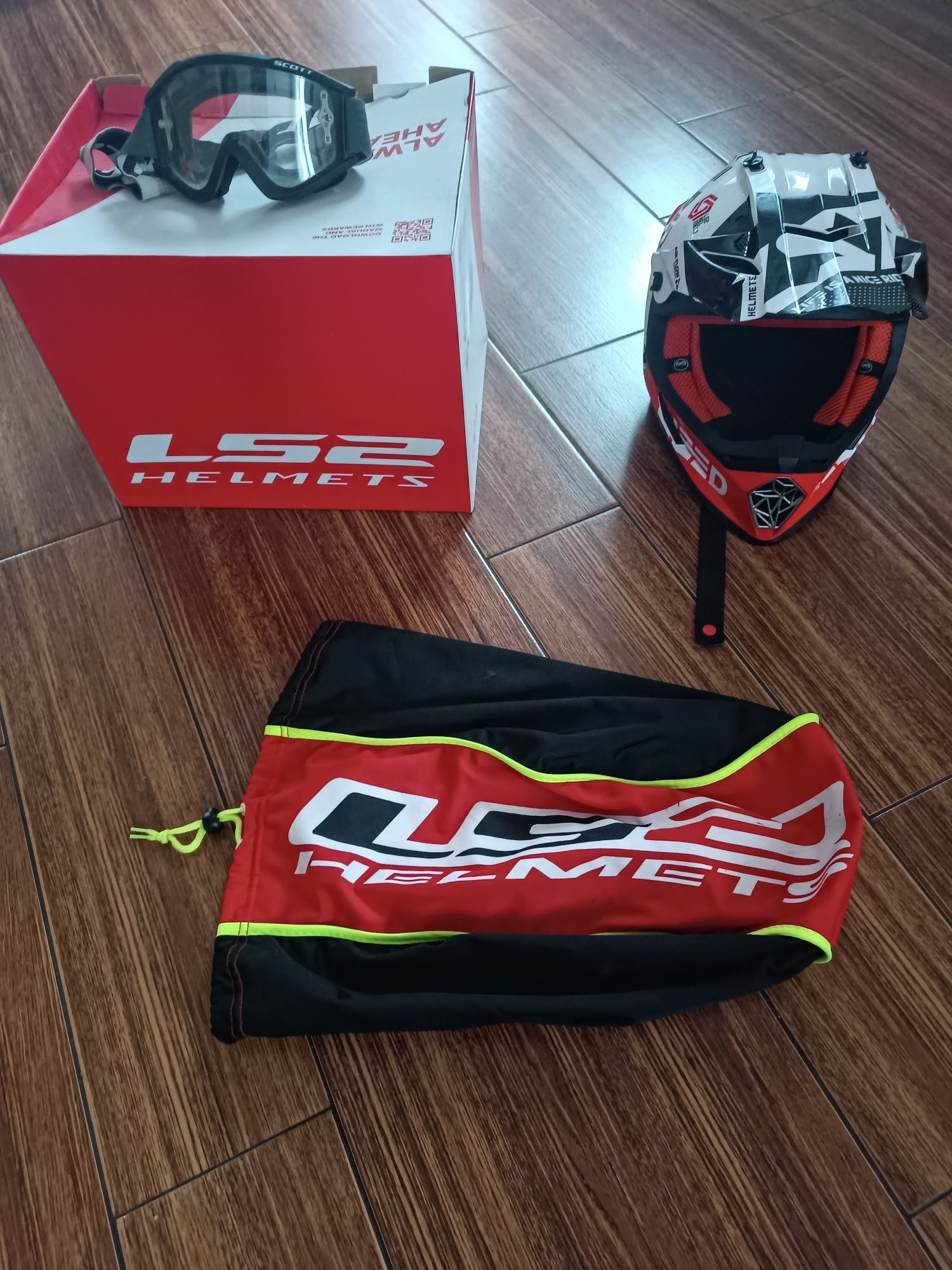 Sprzedam Kask LS2