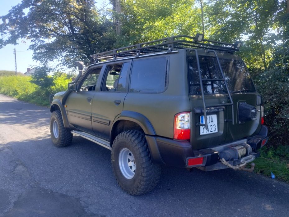 Nissan Patrol y61 2.8 TD 4x4