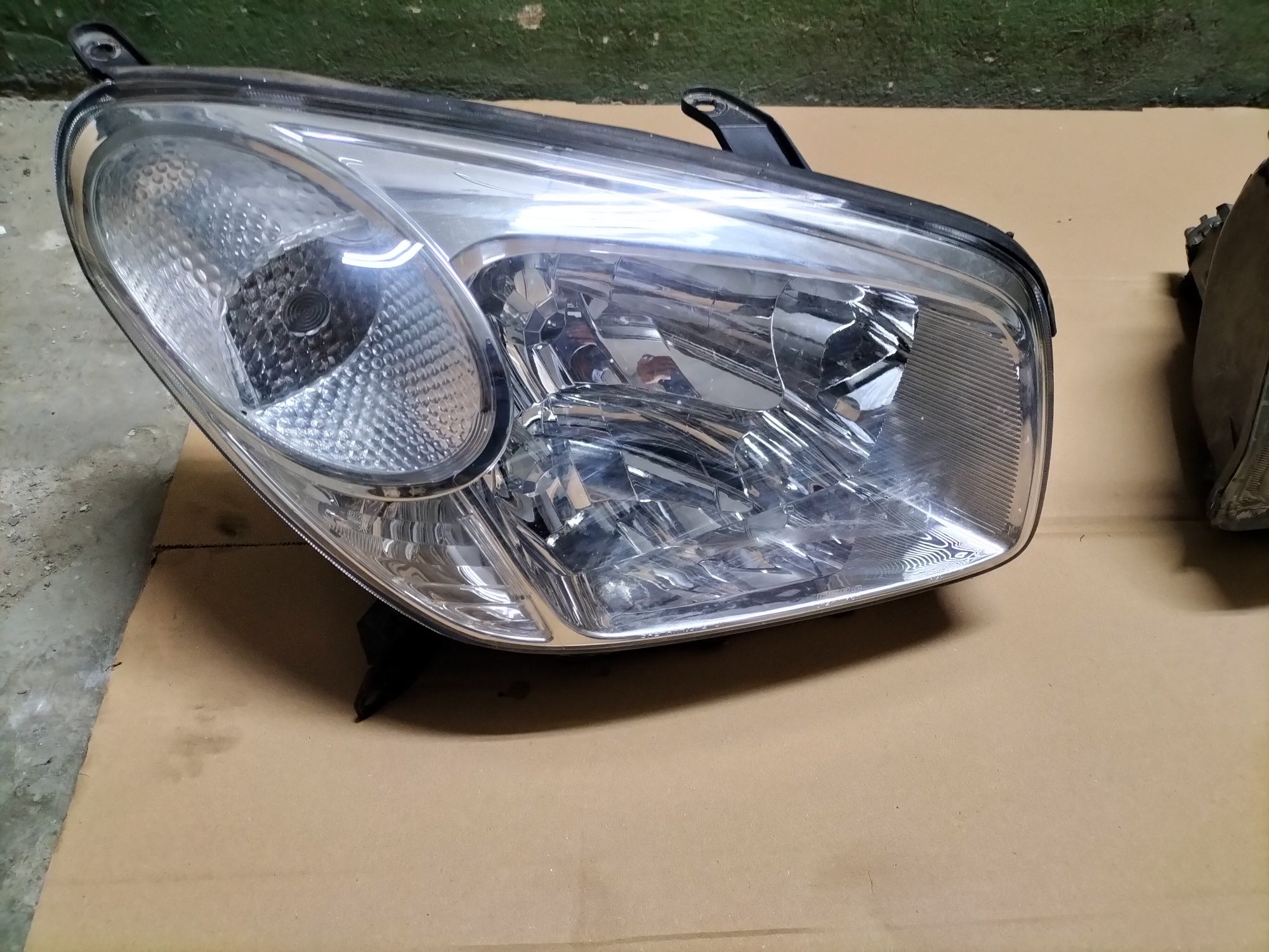 Lampa lewa prawa Toyota RAV4 lift Europa