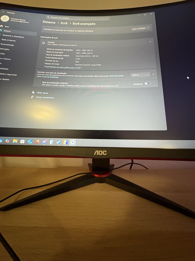 Monitor Gaming Curvo AOC C27G2ZE/BK (27polegadas, 0.5ms, 240hz)