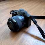 Sony ZV E10 + lente Sony FE 1.8/50