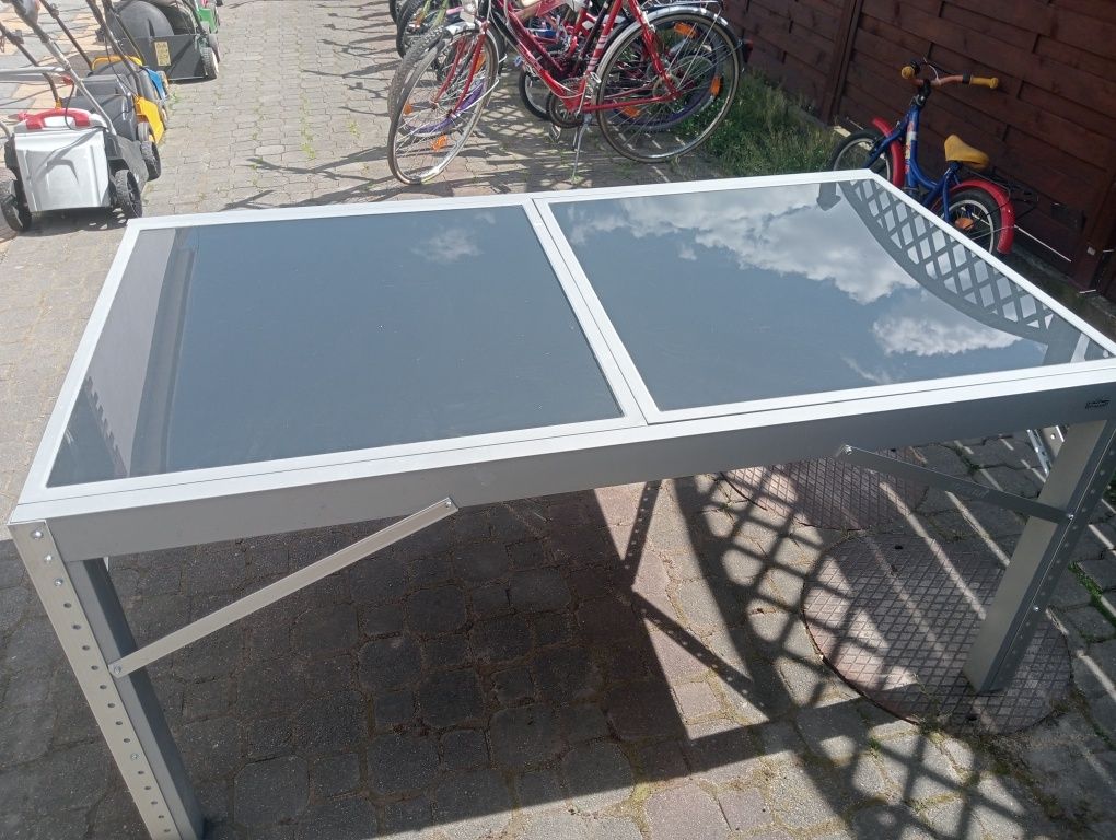 Stół rozkładany, aluminiowy, szklany