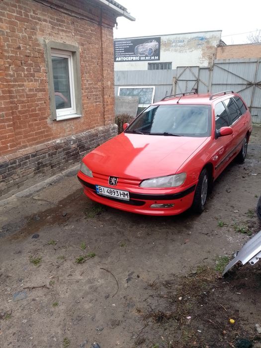 Автомобіль Пежо 406