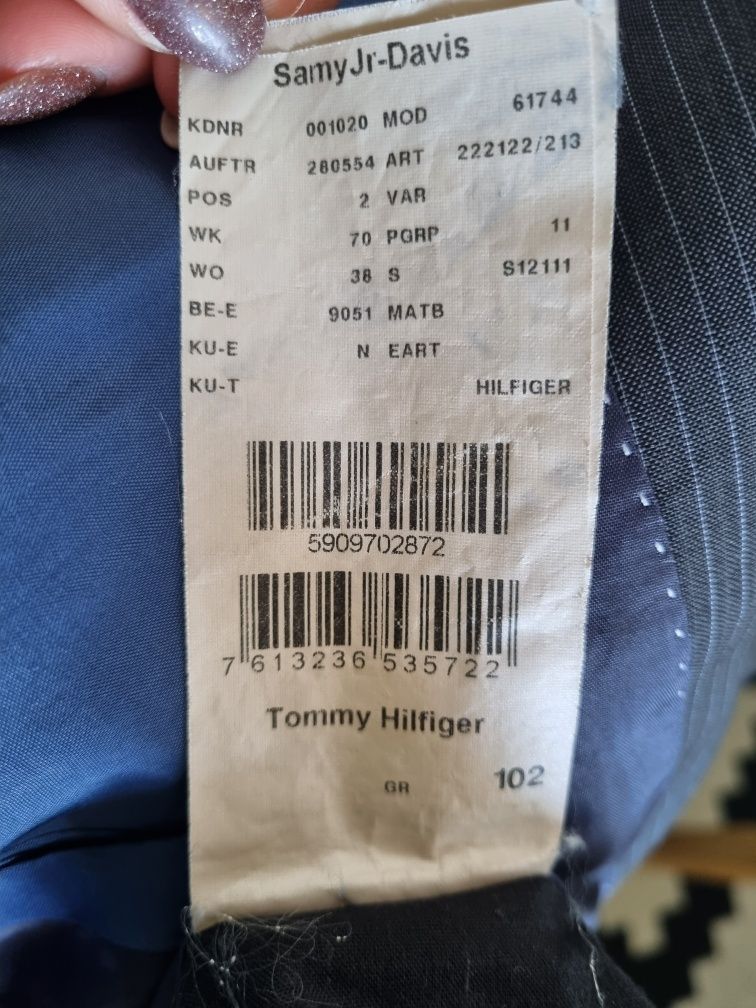 Męski garnitur Tommy Hilfiger Rozmiar L