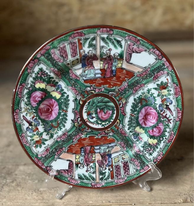 Вінтажна колекційна тарілка Qianlong Hong Kong