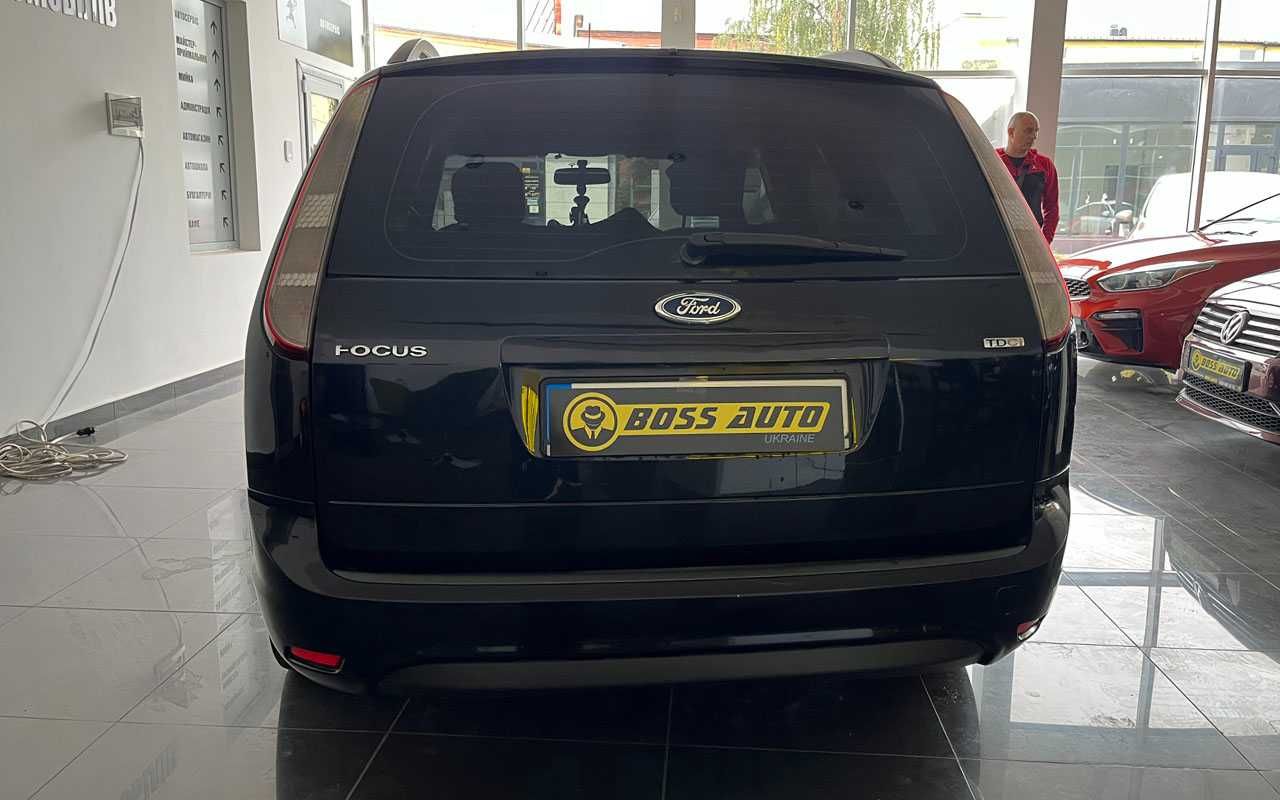 Ford Focus  2010