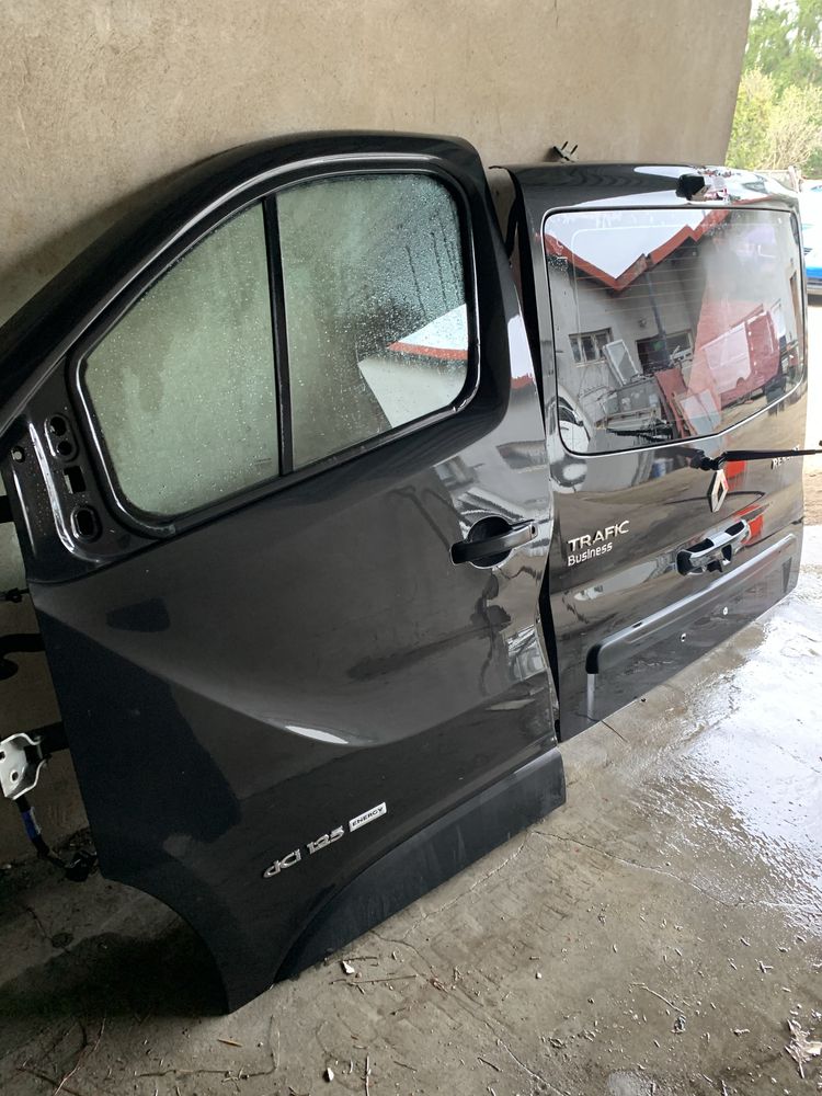 Klapa tylna tyl kamera Renault Trafic 3,Opel Vivaro,Fiat Talento 2014-