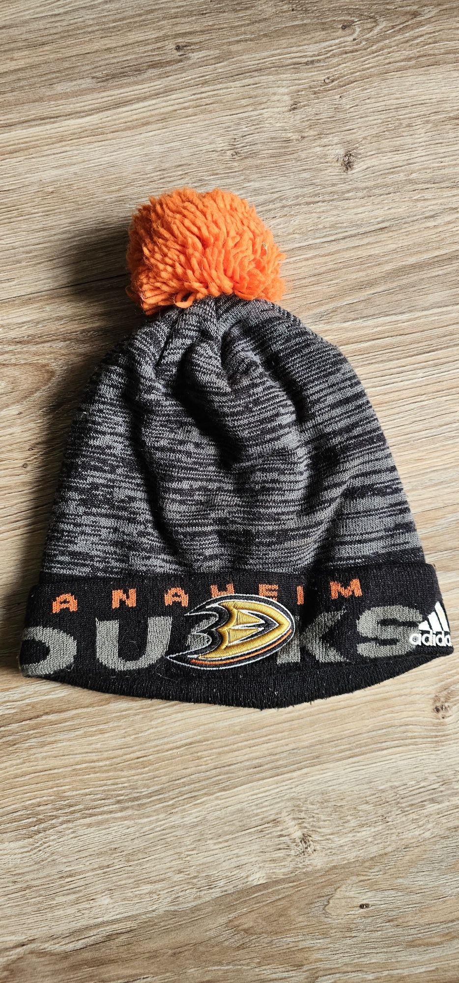 ANAHEIM DUKS ADIDAS czapka zimowa rozmiar uniwersalny