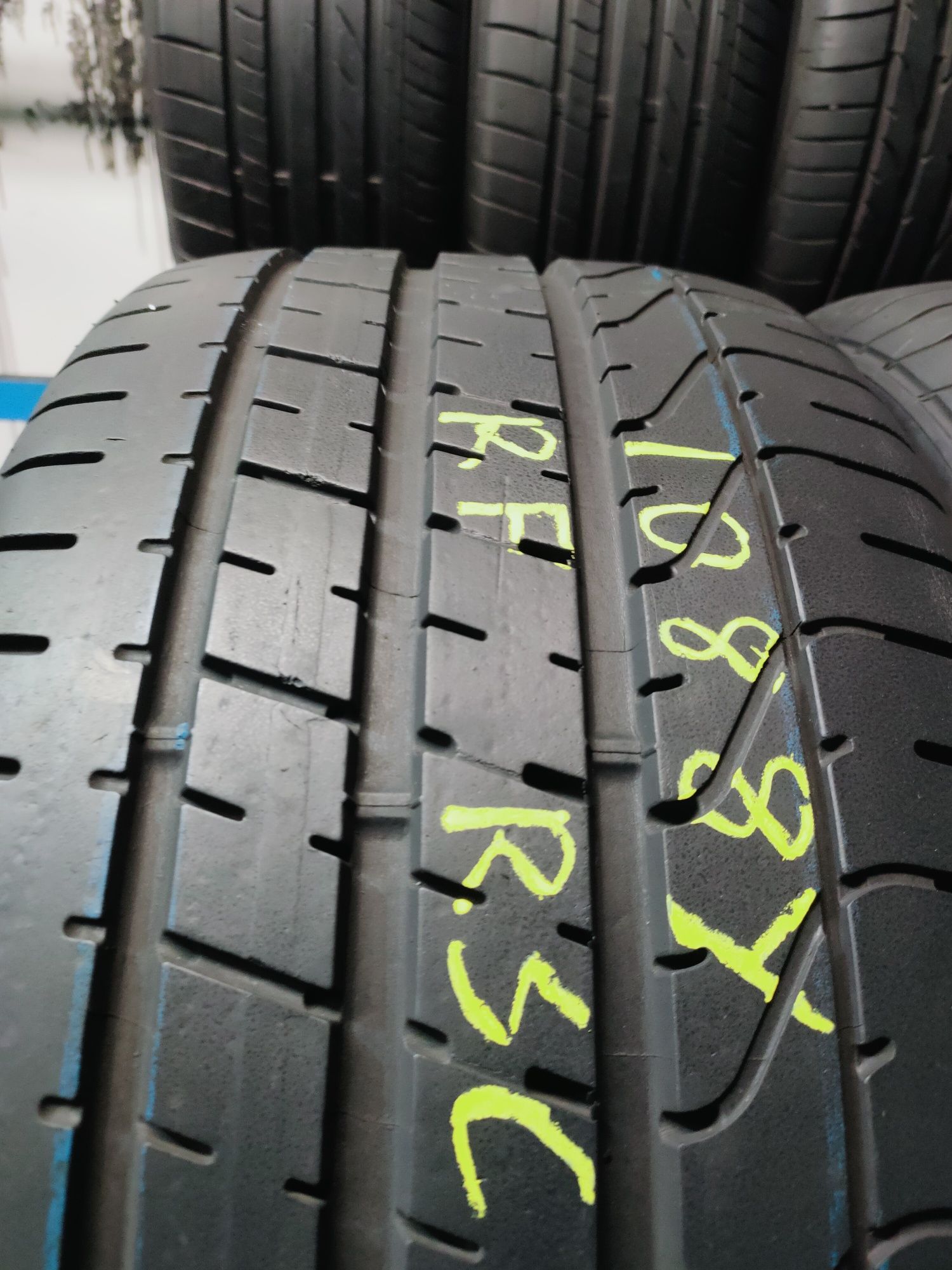 245/35R18 Pirelli PZero 2010r 6mm