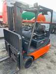 Навантажувач Linde E16