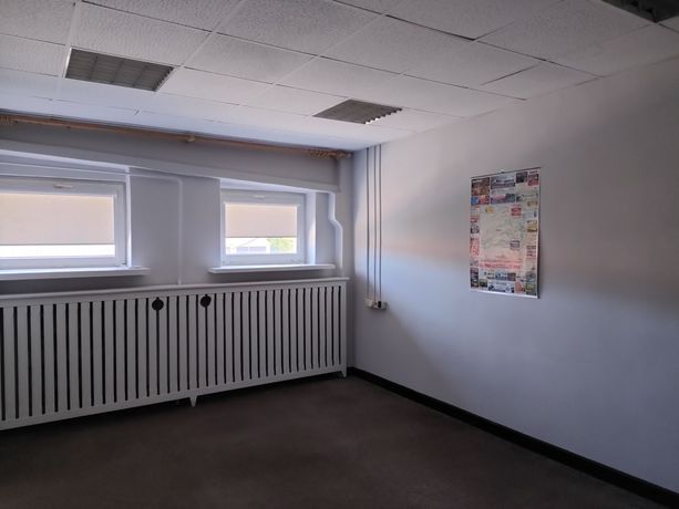 Biura pomieszczenia biurowo socjalne do wynajęcia 47 m2