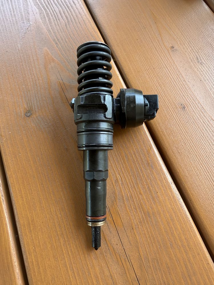 Sprzedam Pompowtryskiwacze VW,AUDI 2.0TDI