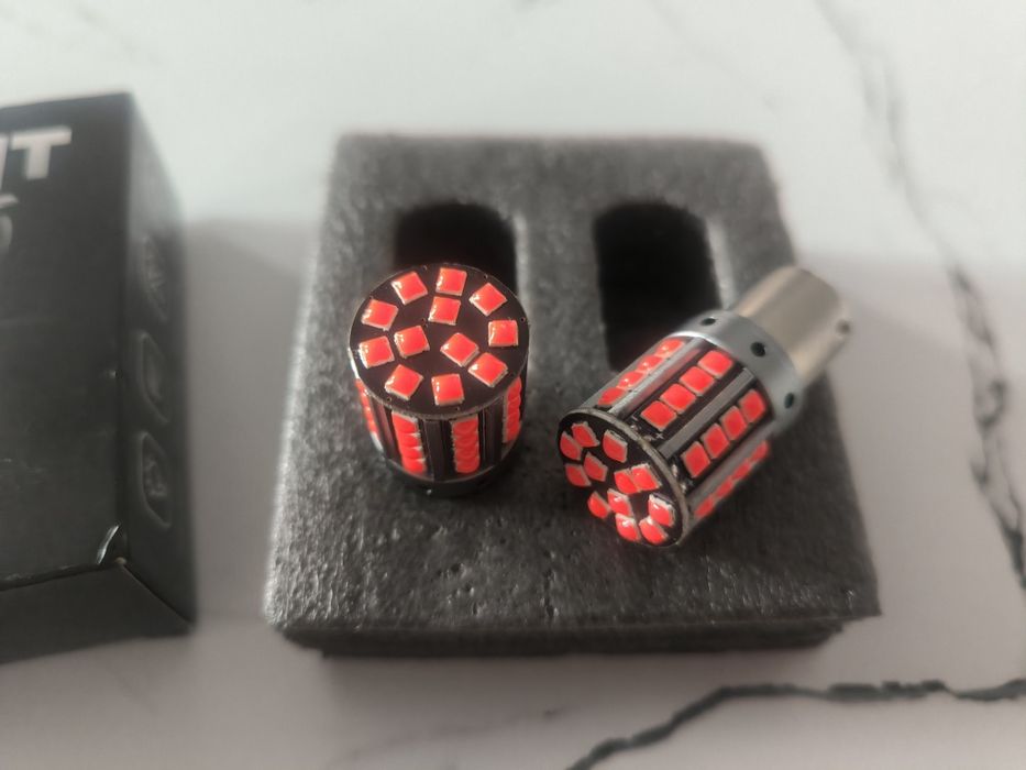 Żarówki P21w LED Red czerwone 20w NOWE