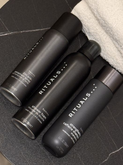 Продам чоловічу лінійку Rituals