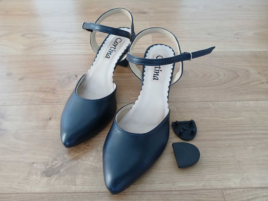 Buty damskie 40 nowe otwarta pięta skóra granat paski obcas 5 cm parag