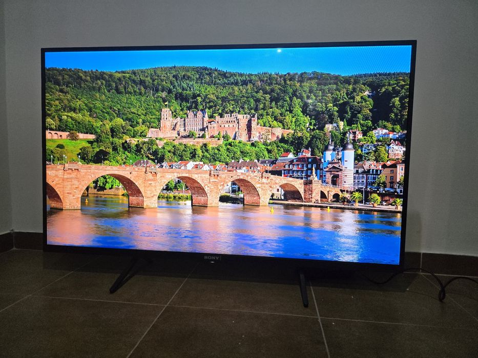 Telewizor marki SONY 43 cale, 4k uhd Smart Tv JAK NOWY