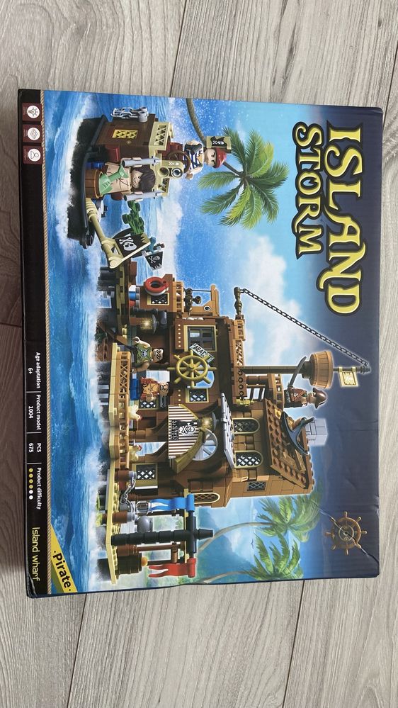 Конструктор ISLAND storm Піратський корабль 675 деталей
