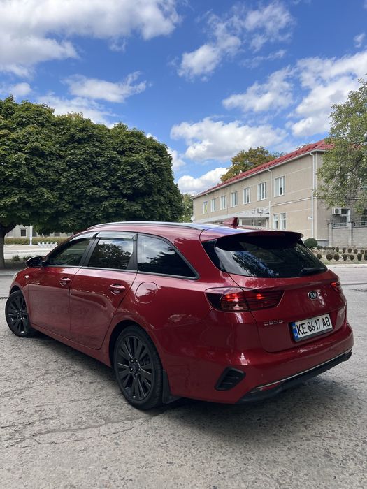 Продам Kia Ceed 2018