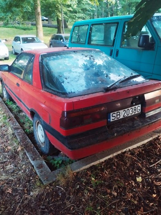Samochód osobowy Nissan  B-12
