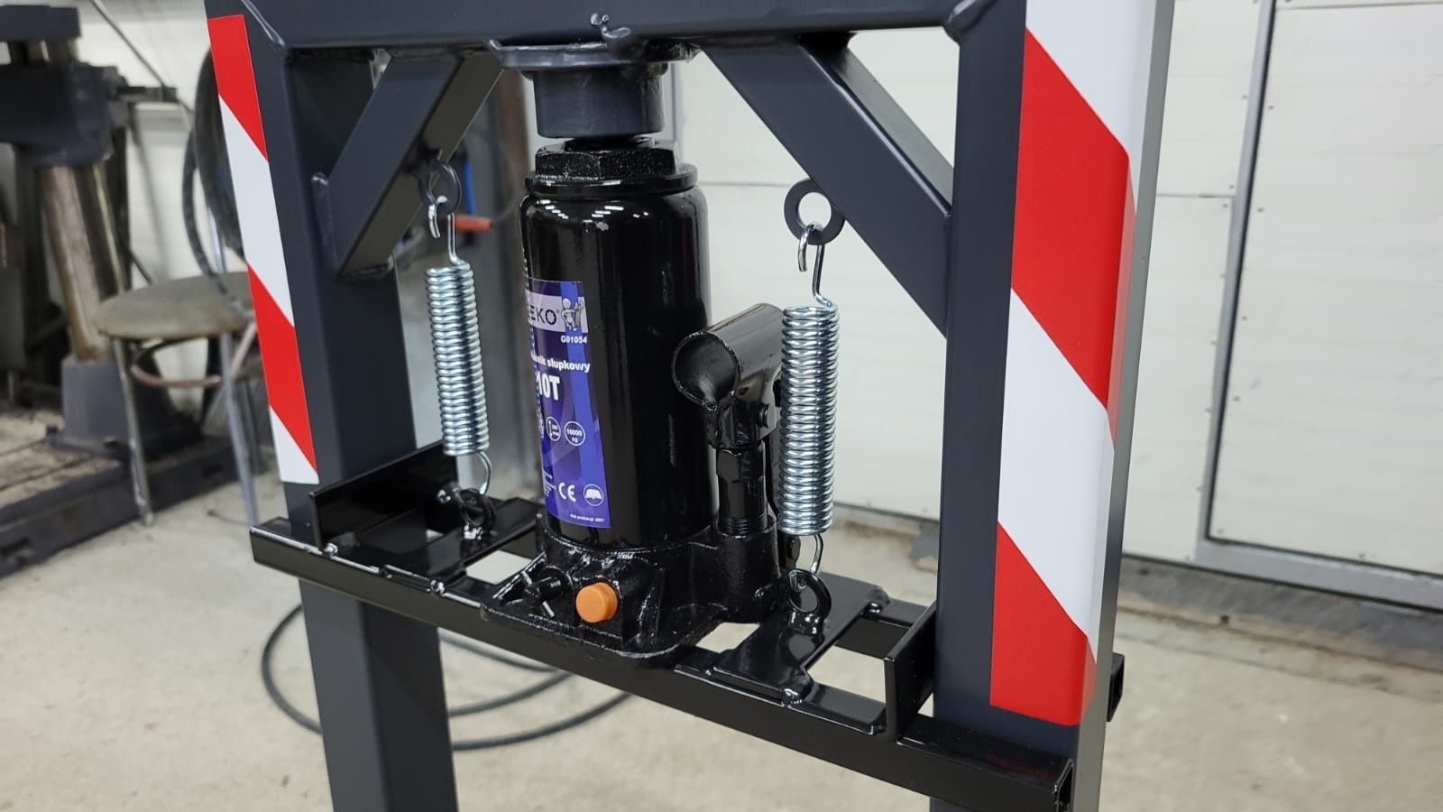 Brykieciarka 10t hydrauliczna ręczna