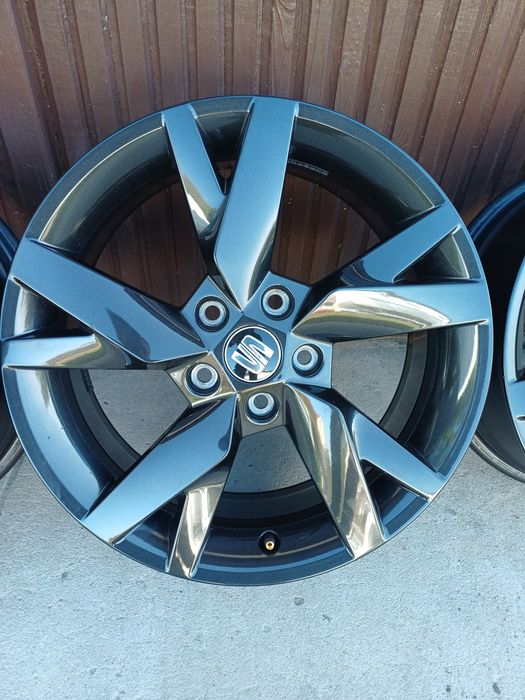 Felgi Seat 17 6.5J ET46 5x112