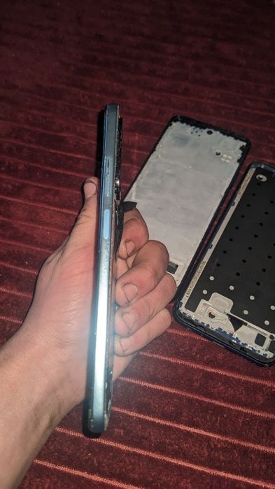 Телефони на розбор