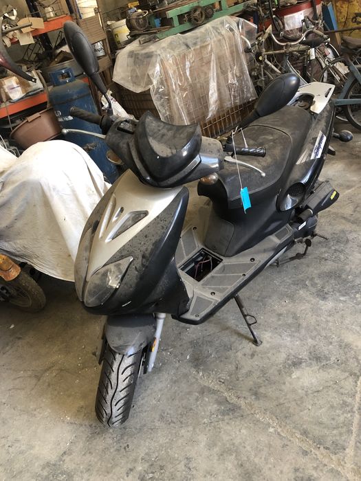 Scooter Skyteam 50cc restauro ou peças