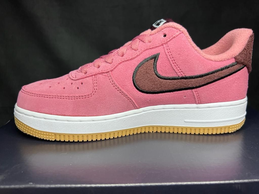 Nike Air Force 1 WMNS '07 SE