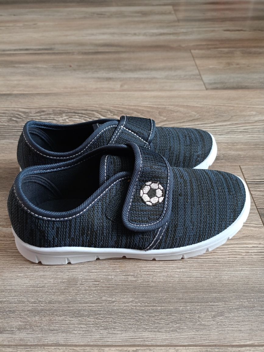 Nowe Buty dla chłopca rozmiar 32