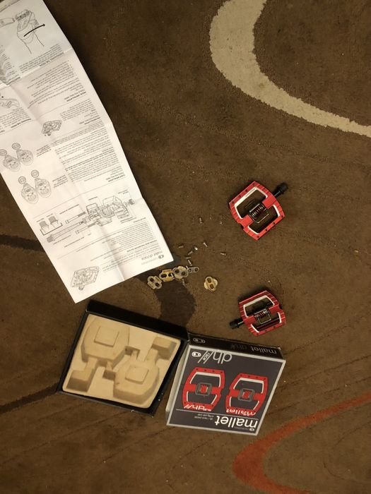 Pedais Crankbrothers Mallet DH Vermelho