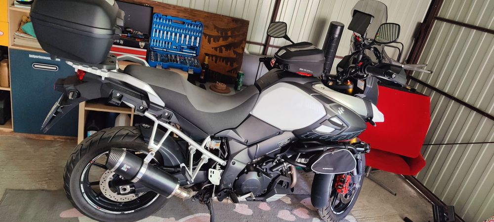 Suzuki DL 1000  2016