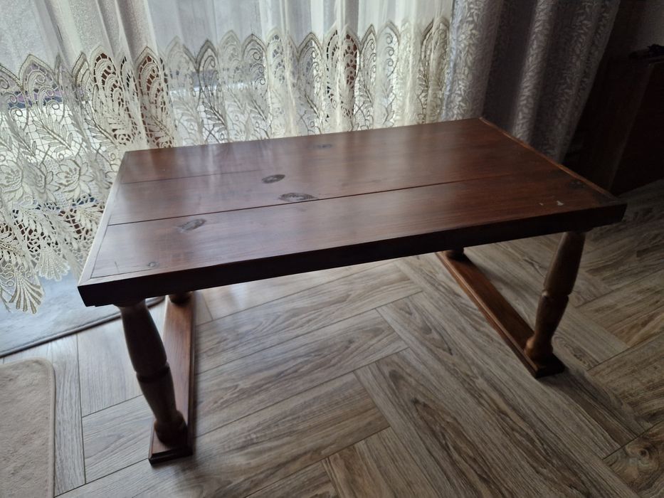 Stolik kawowy / półka pod telewizor drewno