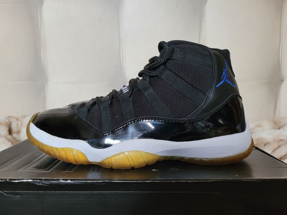 Air Jordan 11 Retro Space Jam roz. 41