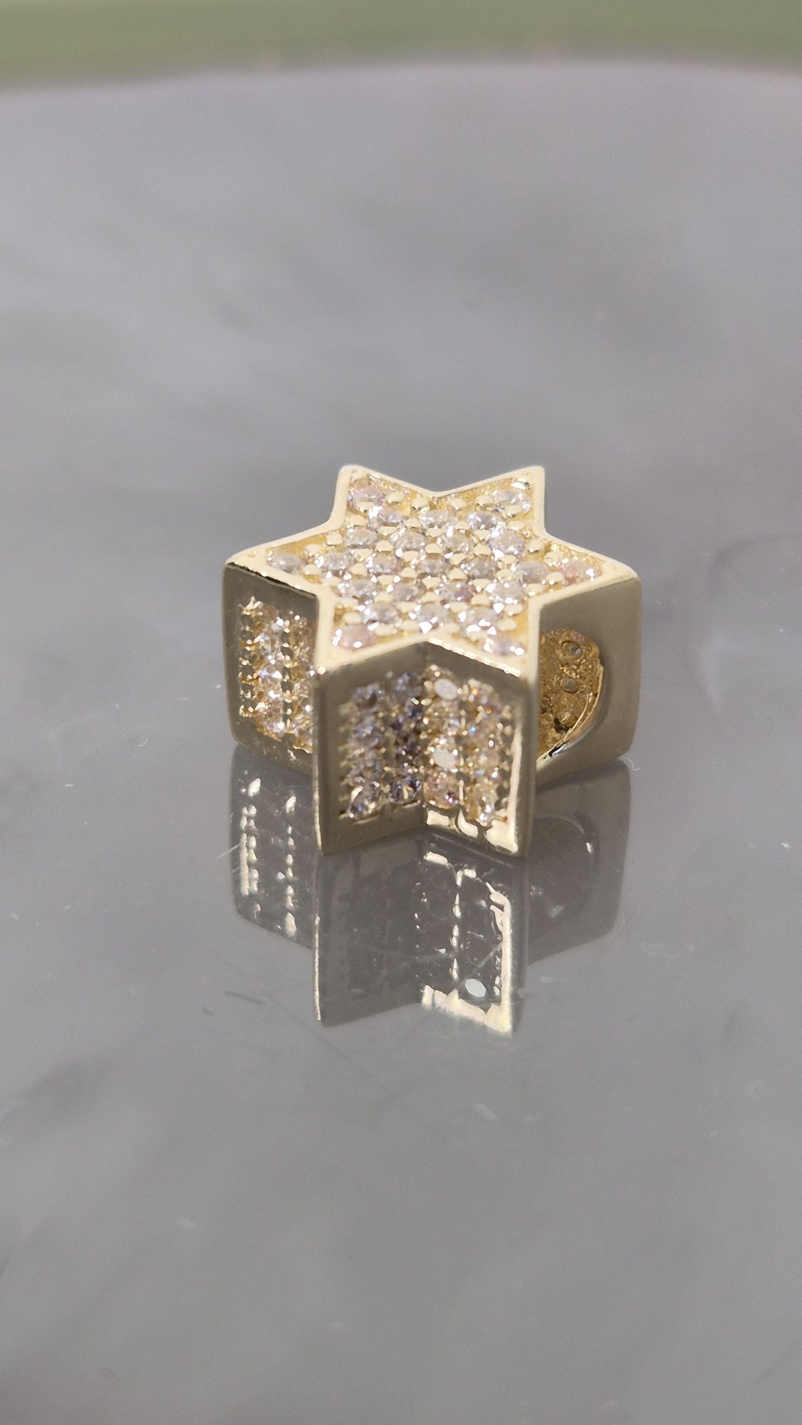 Nowy złoty charms do bransoletki typu Pandora gwiazdka cyrkonie białe