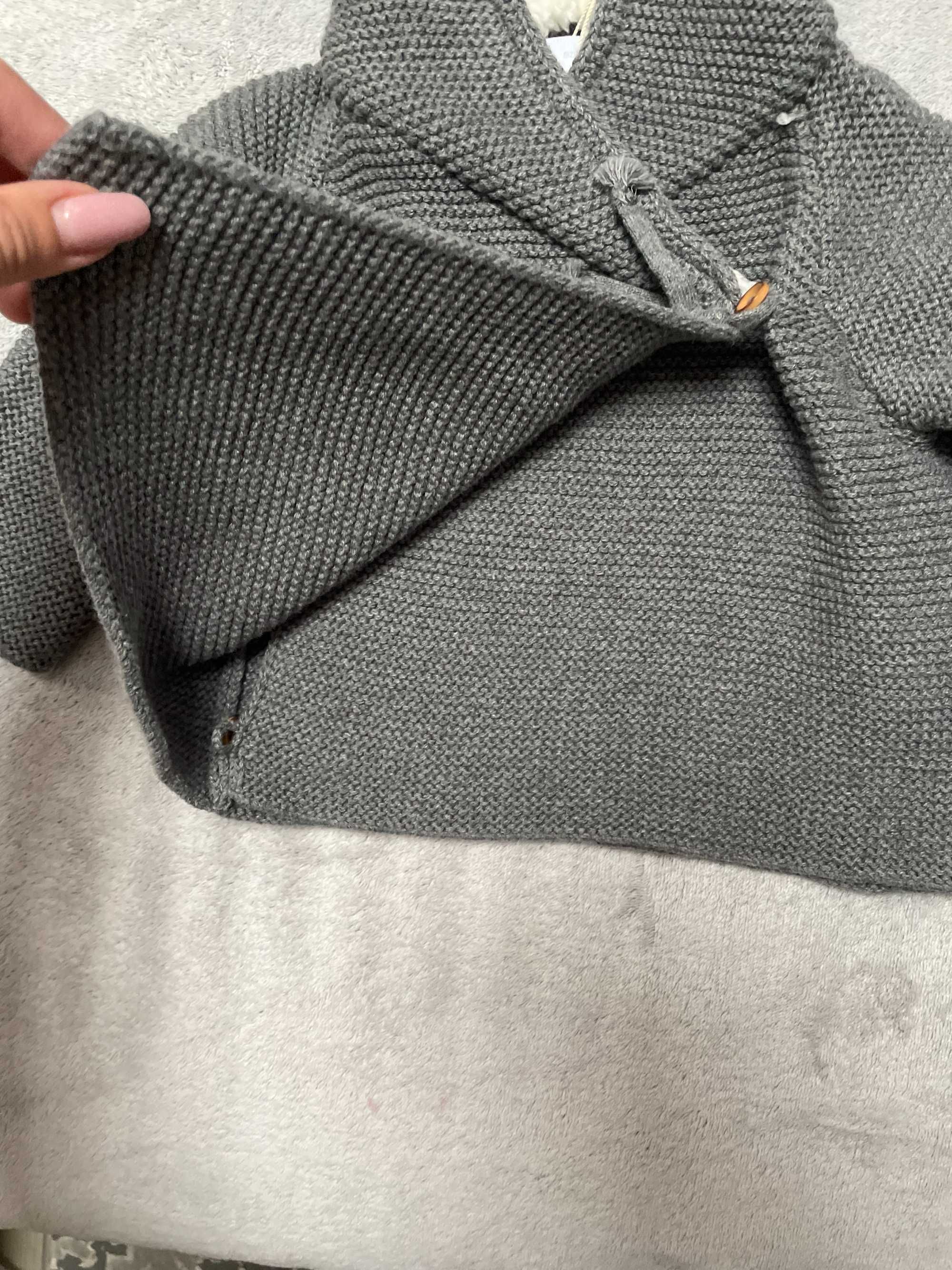 Sweterek Zara rozm. 74 nowy z metką